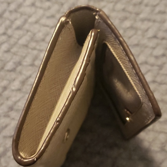 Micheal kors wallet - Picture 6 of 6